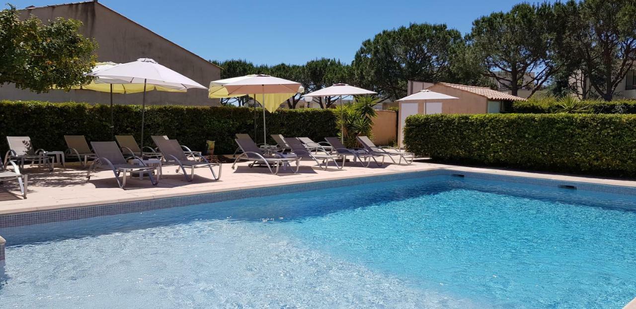 Hôtel Le Galoubet Villeneuve-Loubet Extérieur photo