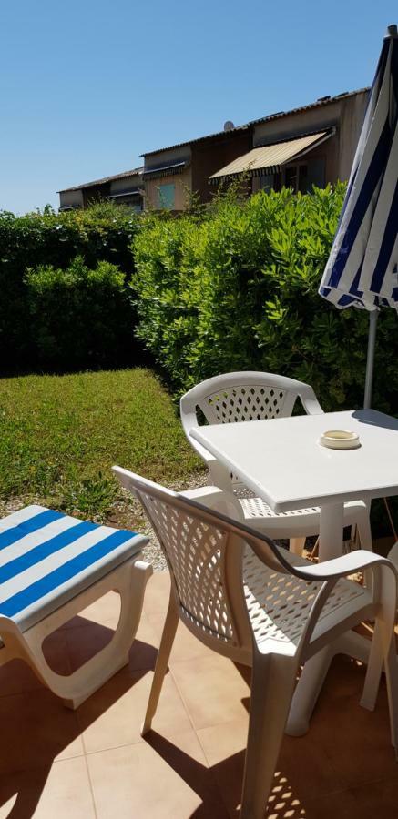 Hôtel Le Galoubet Villeneuve-Loubet Extérieur photo